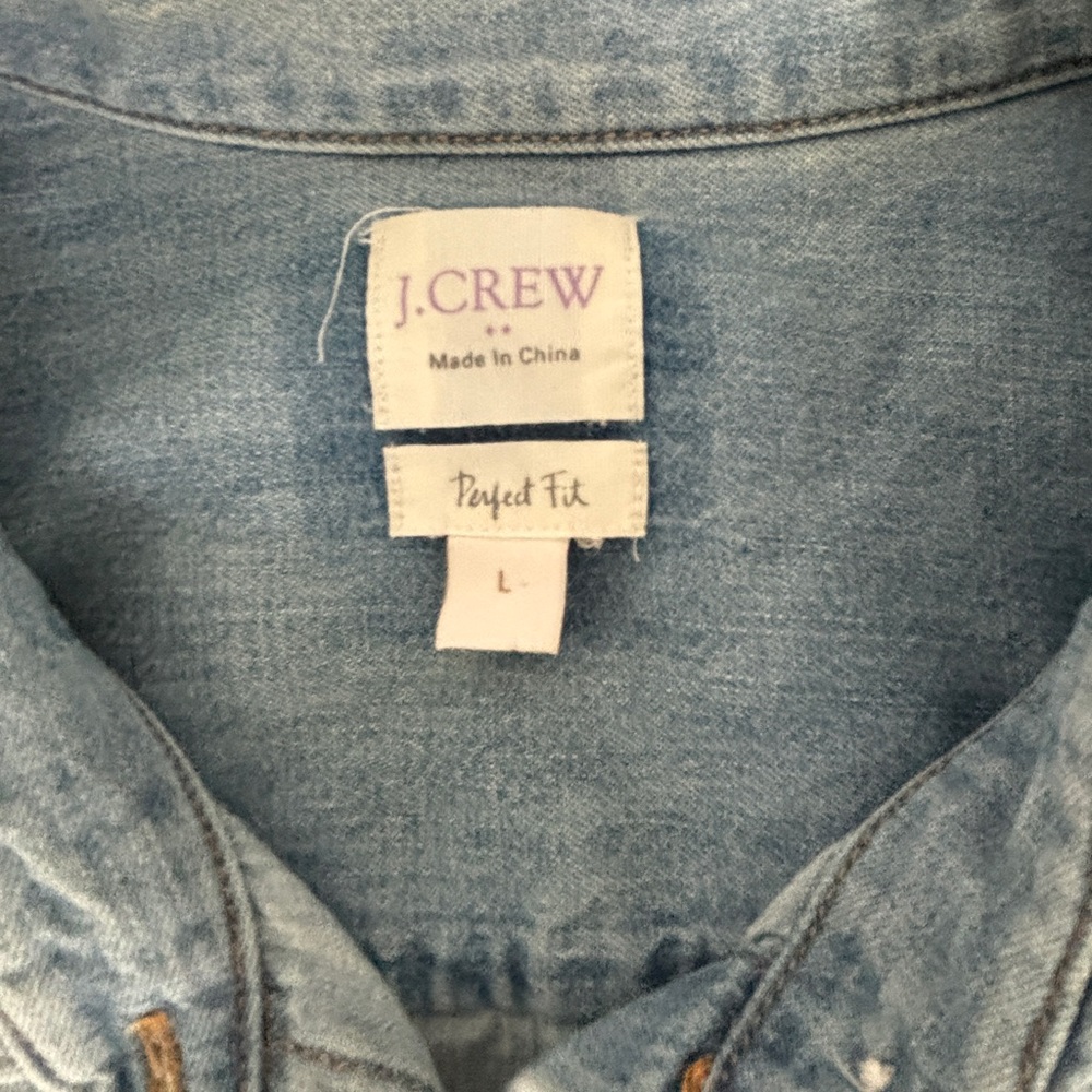 J. Crew Perfect Fit Denim Chambray Button Down Shirt 100% Cotton Sz L Western - Picture 5 of 10